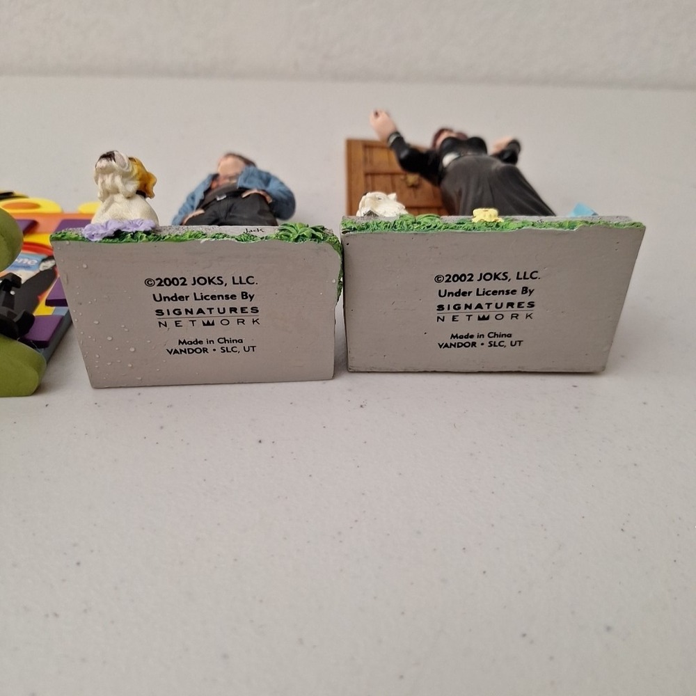 RARE Vintage 2002 OZZY OSBOURNE & FAMILY Collectible Figures & Cup/Holder 8" - Picture 15 of 15